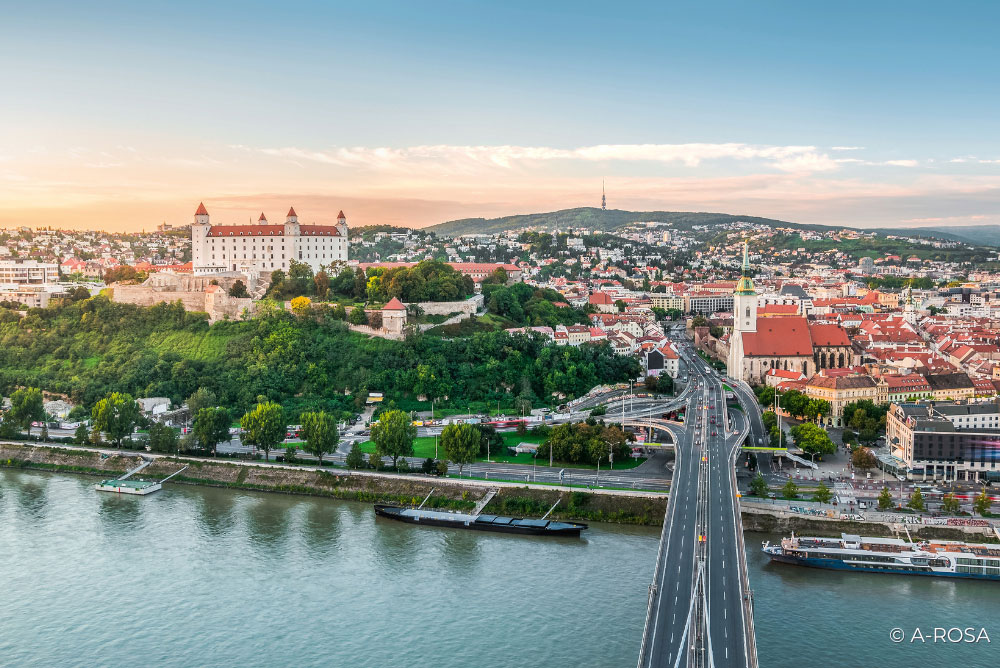 Bratislava-Run-the-River-A-ROSA-x-Charitable-Travel-2-10Jan23